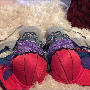 Lane Bryant 40DD NWOT Cacique Plunge Bras